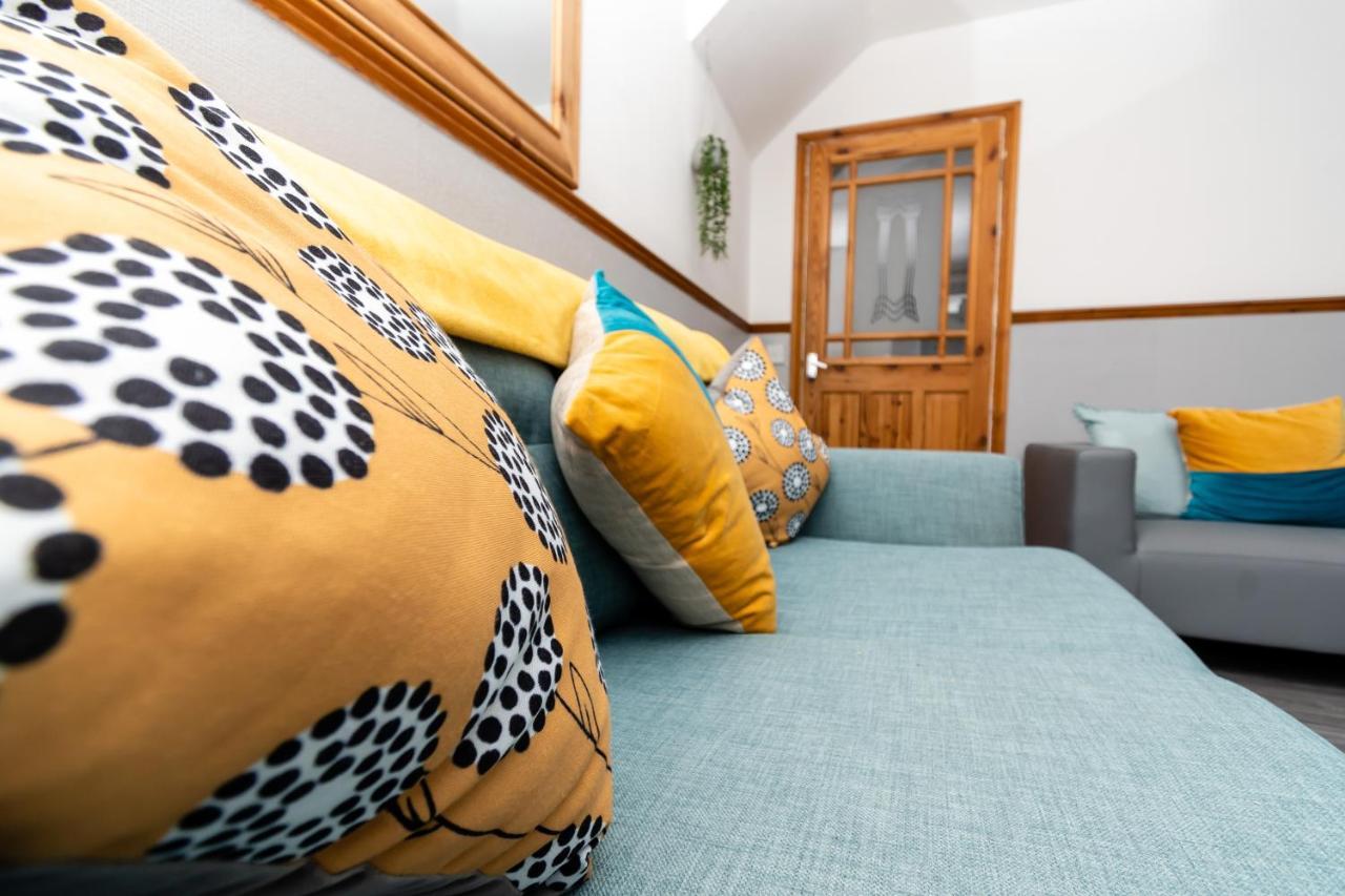 Greenbourne - 4 Bedrooms Sleeps 8 Free Parking Gateshead Ngoại thất bức ảnh