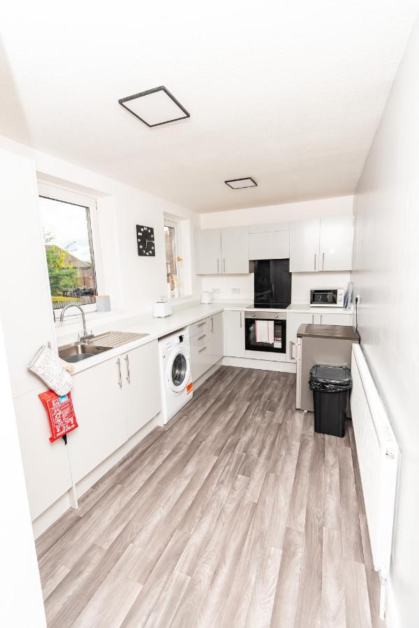 Greenbourne - 4 Bedrooms Sleeps 8 Free Parking Gateshead Ngoại thất bức ảnh